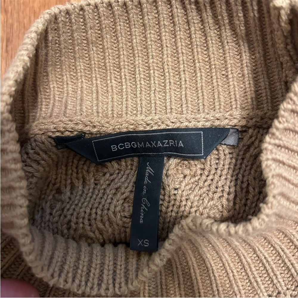 BCBGMaxAzria Tan Cable Knit Sweater Mock Neck Ribbed Sleeve XS Classic Luxury - Picture 3 of 7
